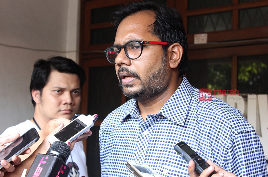 Haris Azhar Baru Tahu Dilaporkan dari Tayangan Televisi