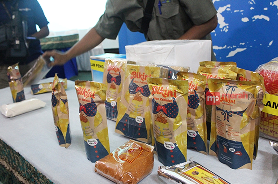 Penggerebekan Snack Bikini di Depok