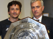 Bawa MU Juarai Community Shield, Mourinho Tidak Lupakan Van Gaal 