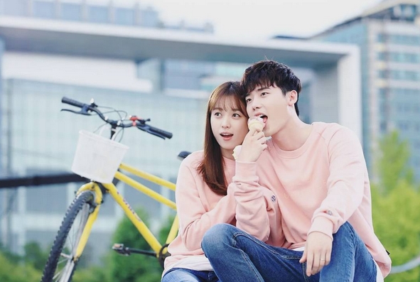 Drama W Tamat, Penulis Naskah Minta Maaf pada Han Hyo Joo