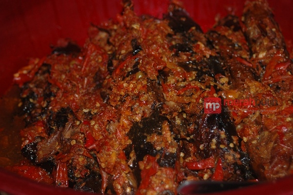 Yuk Santap Mangut Lele Mbah Marto