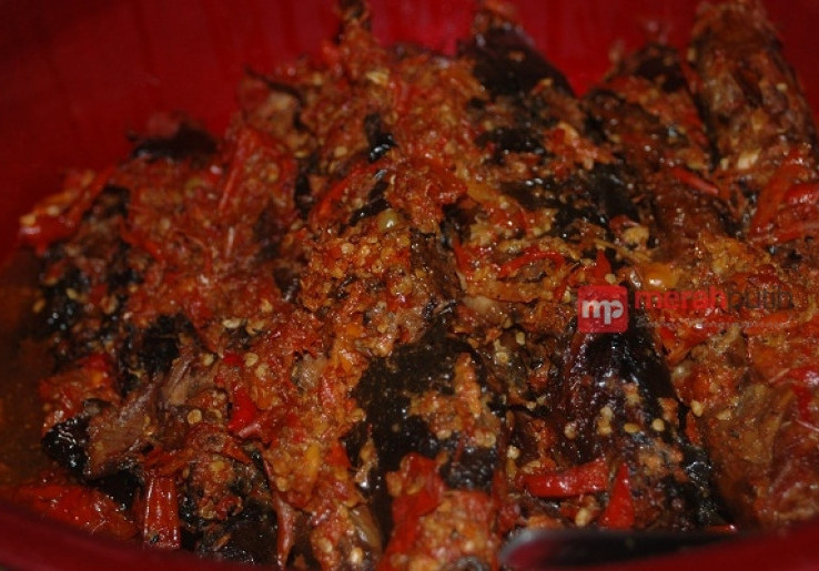 Yuk Santap Mangut Lele Mbah Marto