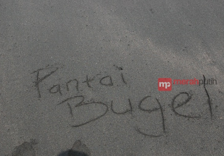 Pesona Pantai Bugel Yogyakarta
