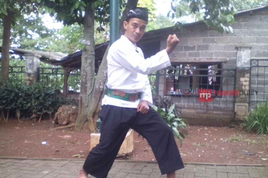 Silat Beksi Tradisional Haji Hasbullah, Silat yang Ajarkan Rendah Hati