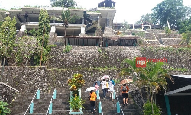 Daya Tarik Istana Ratu Boko