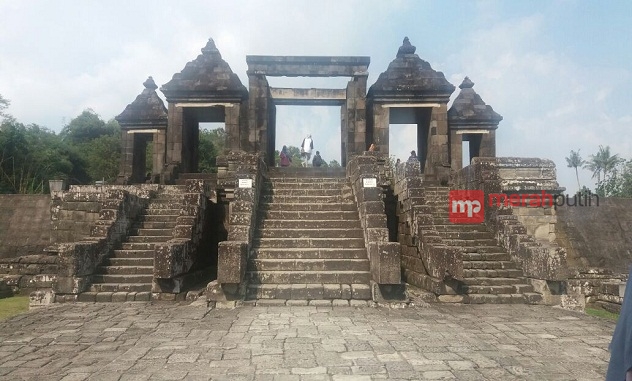 Istana Ratu Boko berada tak jauh dari kawasan Candi Prambanan. (Foto: MP/Rizki Fitrianto)