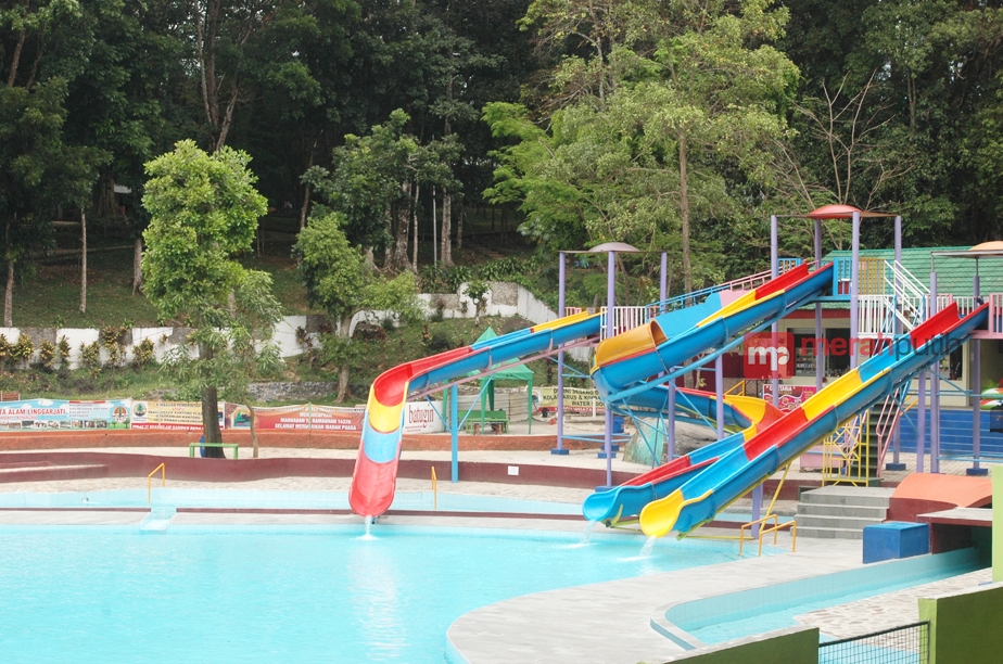 Byur, Asyiknya Main Air di Taman Wisata Alam Linggarjati 