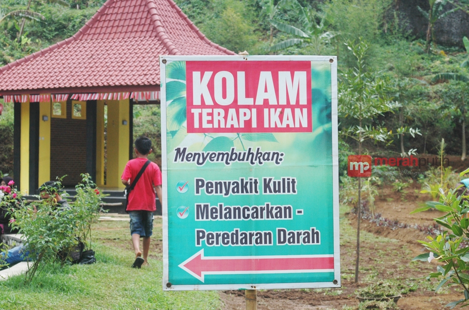 Yuk Bersantai di Taman Kolam Terapi Linggarjati