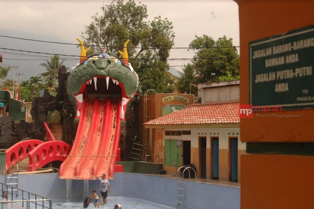 Nikmatnya Berendam Air Hangat di Tamam Rekreasi Sangkanhurip