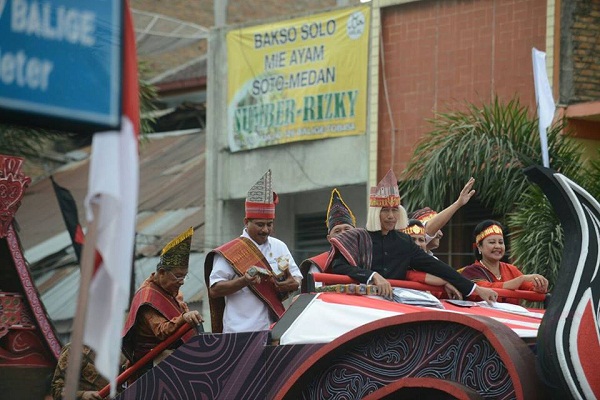 Presiden Ingin Karnaval Danau Toba Jadi Gelaran Tahunan