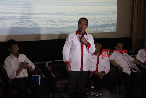 Menpora Imam Nahrawi Janji Perbaiki Fasilitas Olahraga