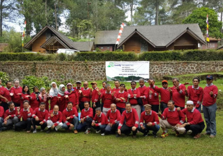 Komunitas e – twenty Gelar Aksi Tanam Pohon