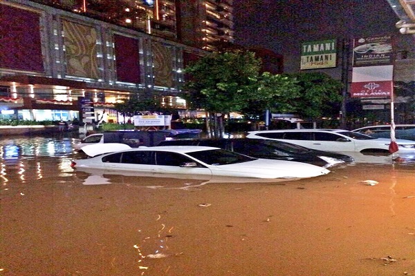 Ini Kronologi Penyebab Banjir di Kemang Jakarta Selatan