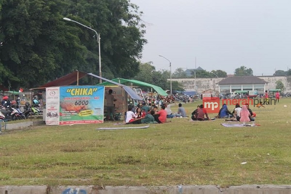 Menikmati Suasana Alkid Solo 