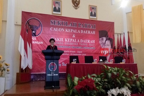 Megawati Resmikan Sekolah Partai