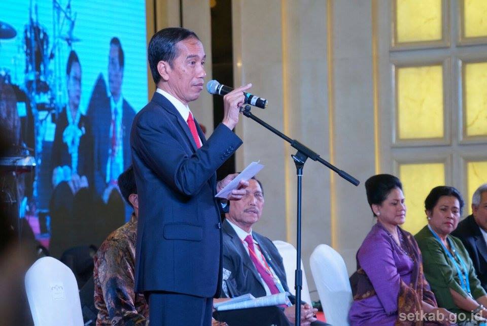 Pengusaha Tiongkok Mengeluhkan Izin Usaha Ruwet kepada Presiden Jokowi