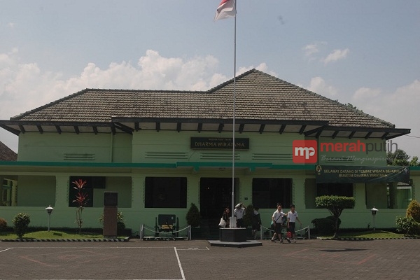 Wisata Edukasi TNI di Museum Dharma Wiratama