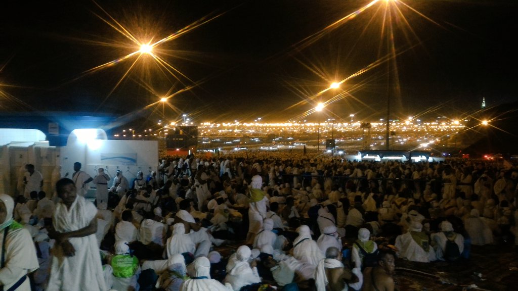 Suasana Jemaah Haji Indonesia di Muzdalifah