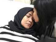 Gara-Gara Raffi dan Ayu Ting Ting, Mama Rieta Sakit?
