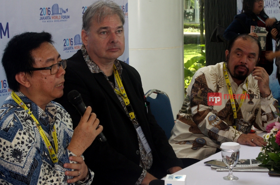 Bisnis Media Harus Bisa Mengikuti Perkembangan Teknologi
