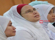 Katrin Bandel, Kritikus Sastra yang Memilih Mualaf