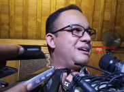 Janji Anies Baswedan untuk Guru Bantu di Jakarta