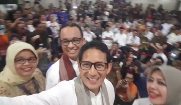 Survei LSI: Anies-Sandi Ungguli Pesaing Lainnya