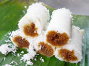 Kue Putu Enak Disantap Panas-panas
