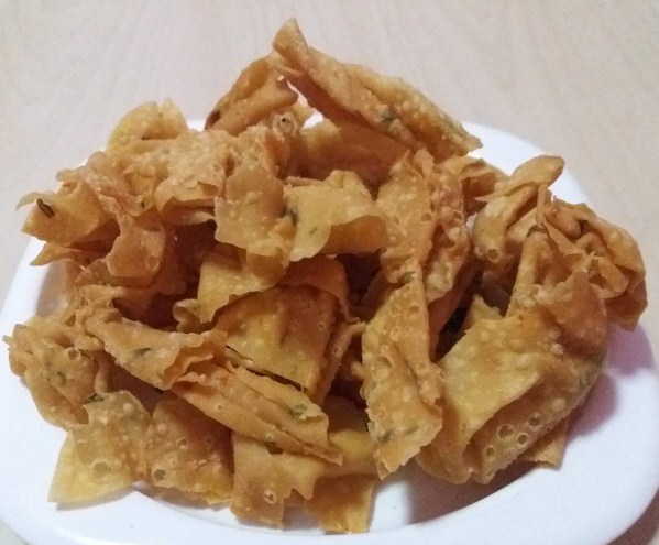Keripik Bawang Gurih yang Pas Dijadikan Teman Santap Hari Ini