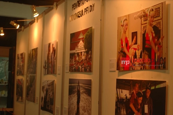PFI Pamerkan 32 Karya Foto 