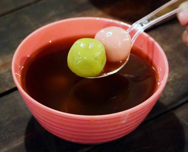 Resep Wedang Ronde Jahe Hangat yang Nikmat