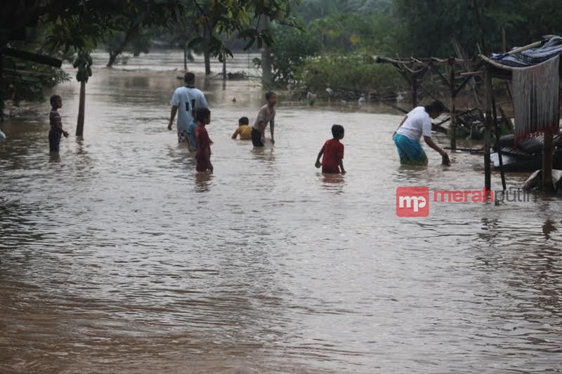 Sungai Jenes Meluap, Sebagian Wilayah Solo Terendam Banjir