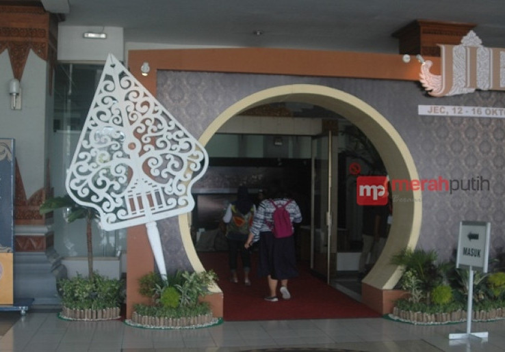 Batik Biennale 2016 untuk Kota Batik Dunia