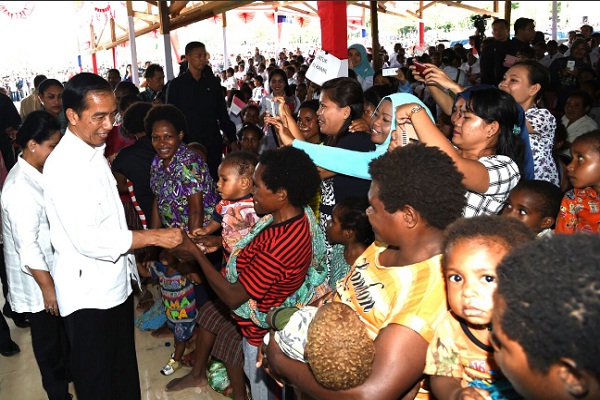 Presiden Jokowi Promosikan Suplemen Biskuit di Kabupaten Yahukimo