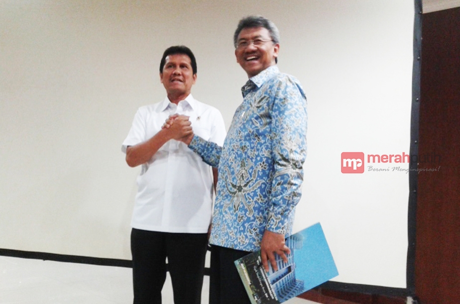 Menteri PAN-RB: Pecat PNS yang Terlibat Pungli