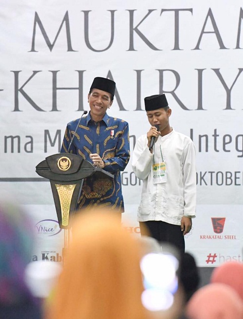Presiden Jokowi saat Muktamar Al-Khairiyah ke-9