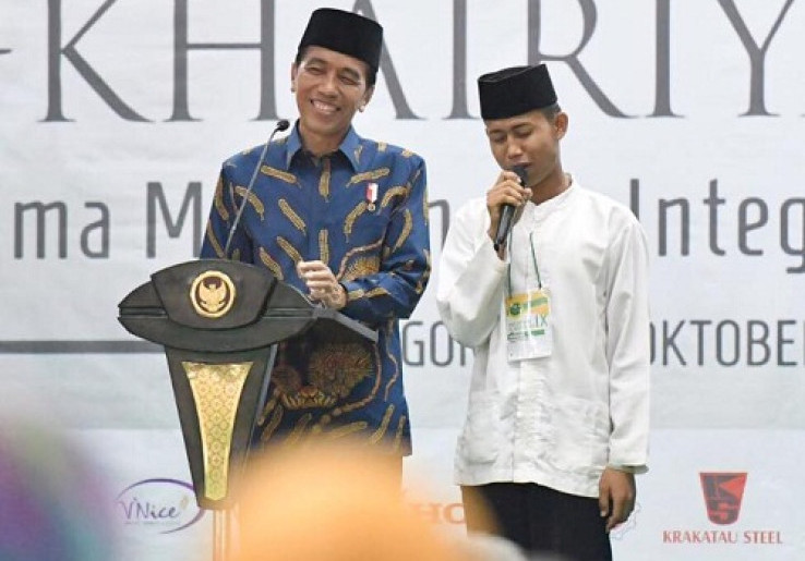 Presiden Jokowi saat Muktamar Al-Khairiyah ke-9
