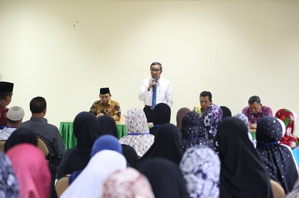Sekjen Kemenag Sebut Jamaah Haji Berpaspor Filipina Nakal