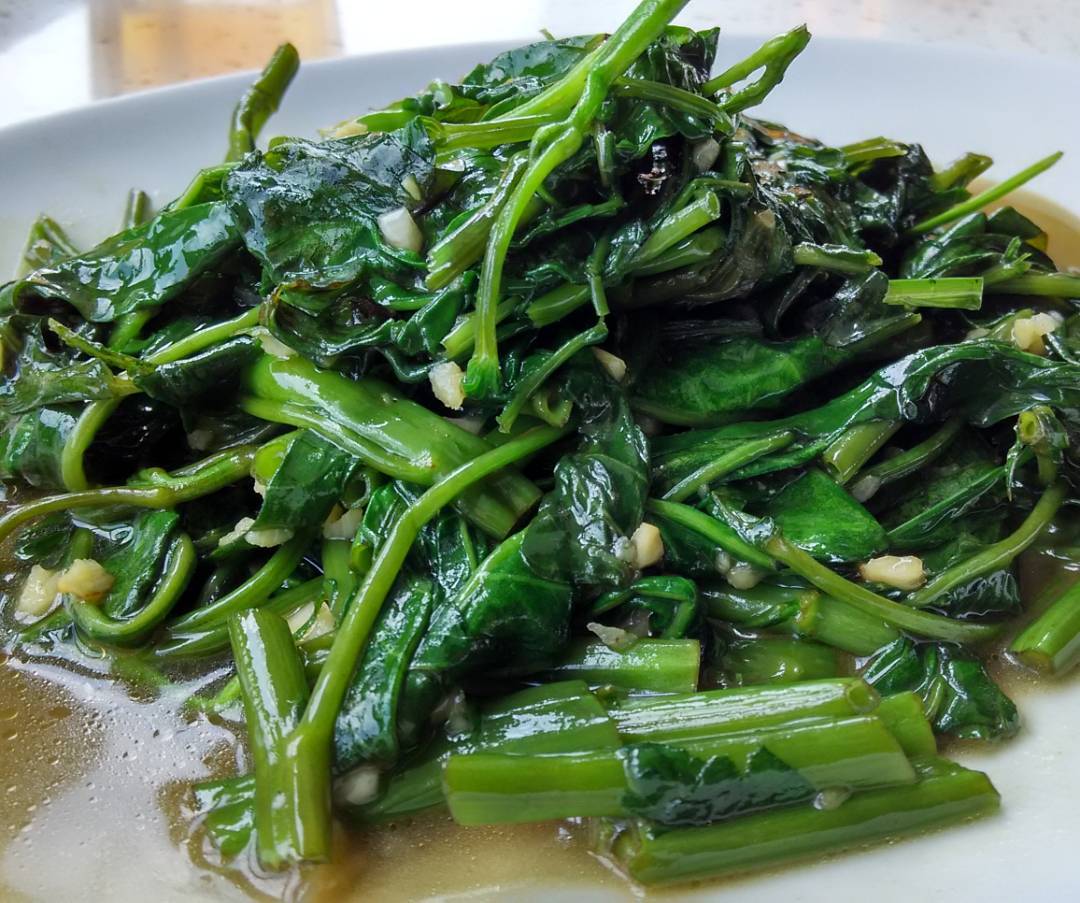 Yuk Bikin Tumis Kangkung Tauco Sederhana yang Enak