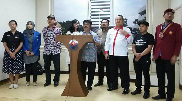 Kemenpora Tetapkan Organisasi Kepemudaan Berprestasi 2016