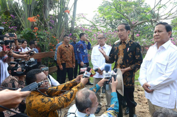 Turunkan Suhu Politik, Jokowi dan Prabowo Disarankan Bertemu di Sidang MK