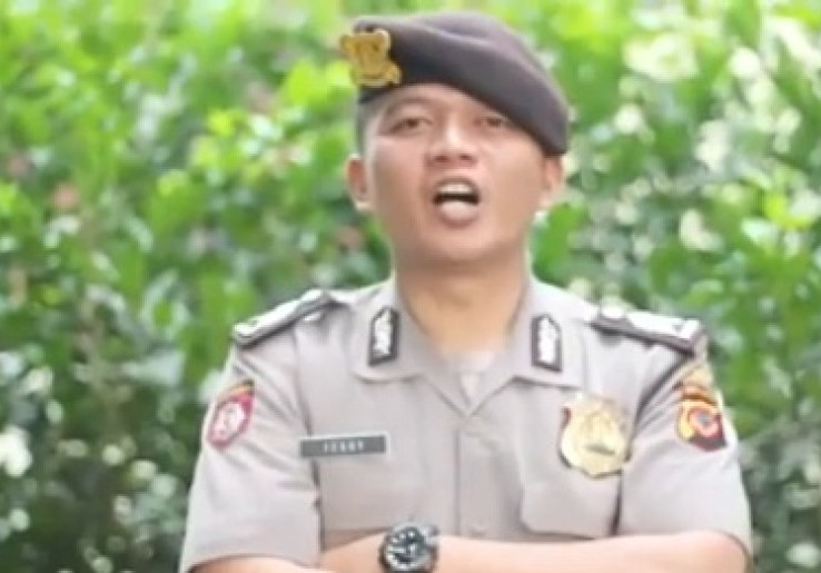 Keren, Polisi Nge-rap Pake Lagu Tahu Bulat