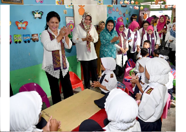 Disambut Lagu