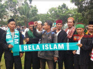 Kenakan Kostum Jawara, Ribuan Massa dari Tangerang Ikut Demo Ahok