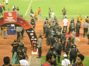 Big Match Persija Melawan Persib Diwarnai Kericuhan