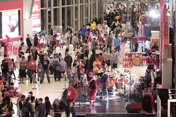 Eksplorasi Seni dan Pagelaran Budaya di Panggung Nusantara PRI 2016