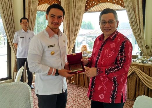 Ini Artis Orkes Yang Jadi Duta Besar 