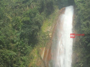Jalur Ekstrem dan Sejuta Pesona Curug Seribu
