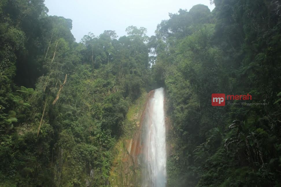 Kisah Mistis di Balik Pesona Curug Seribu