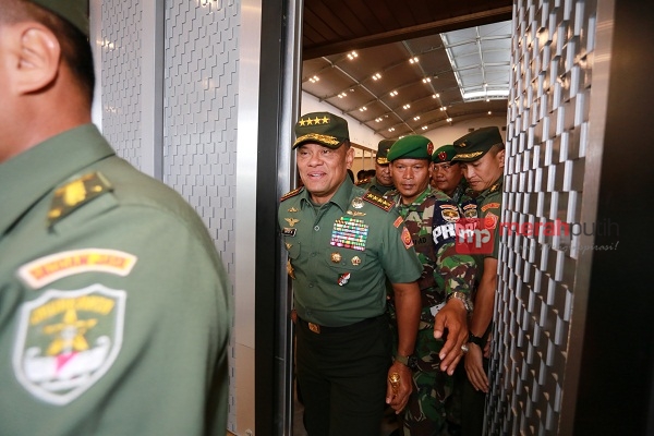 TNI Bantah Prajurit Kostrad Pukuli Habib Rizieq